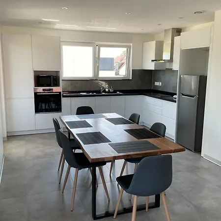 Chez Tata Apartmán *